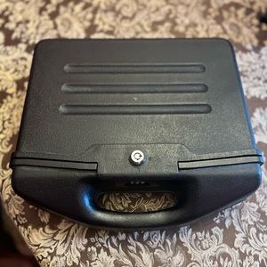 ARMLOC II Handgun Safety System ~ USED